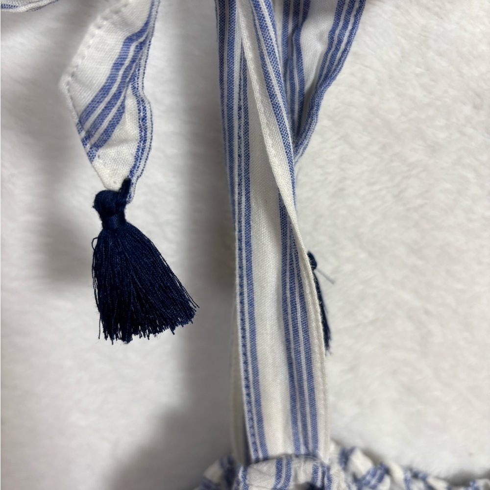 Old Navy Embroidered Smocked Tie Shoulder Striped Blue Sleeveless Boho Top XL - Picture 5 of 15